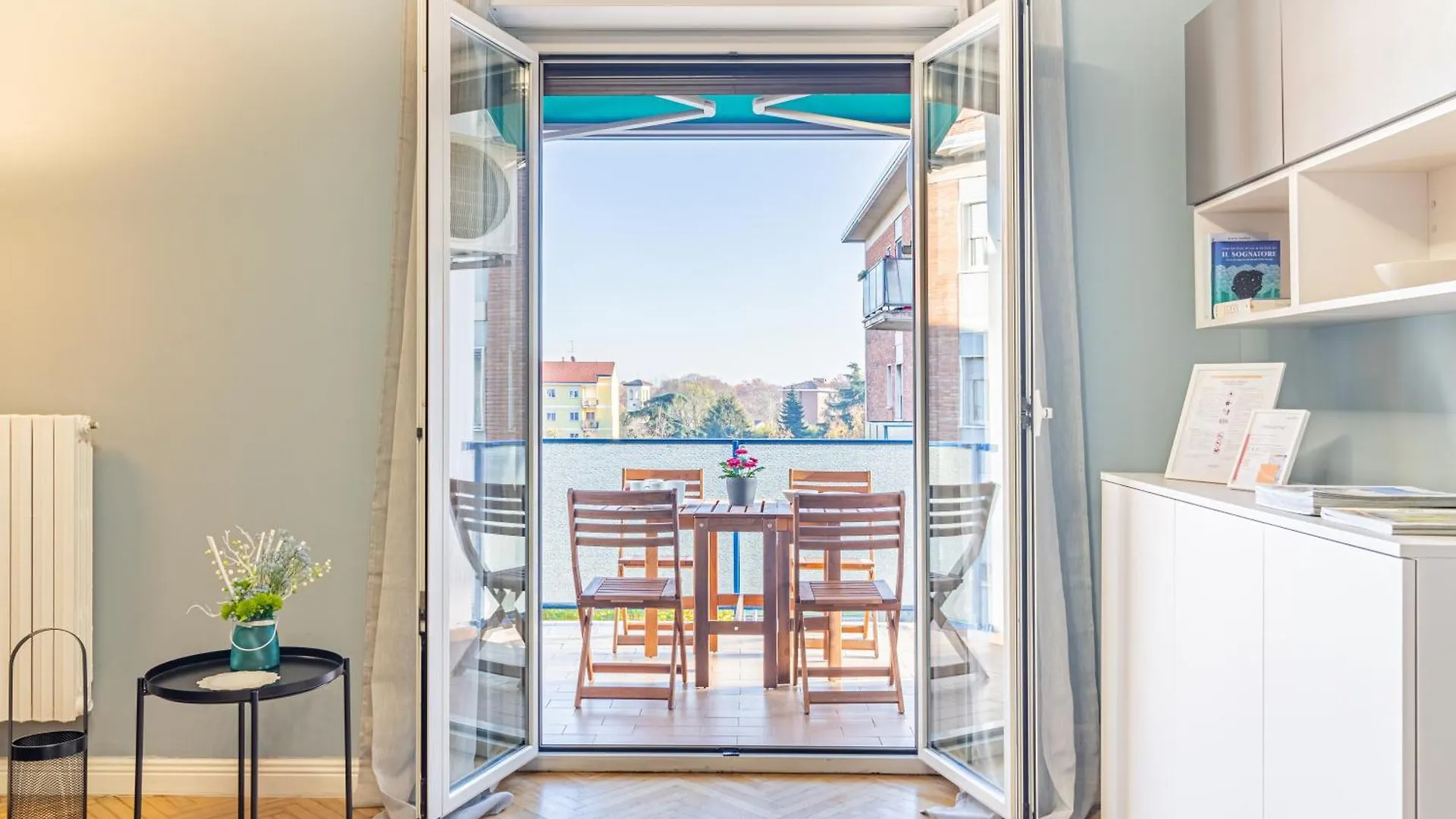 Palmanova 125 Bright Apartment Milano 0*,